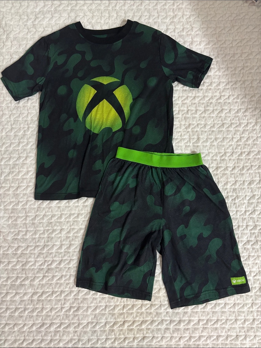 Xbox Green Camo Kids Pajama Set - Short Sleeve Tee & Shorts boys size 8 or M.